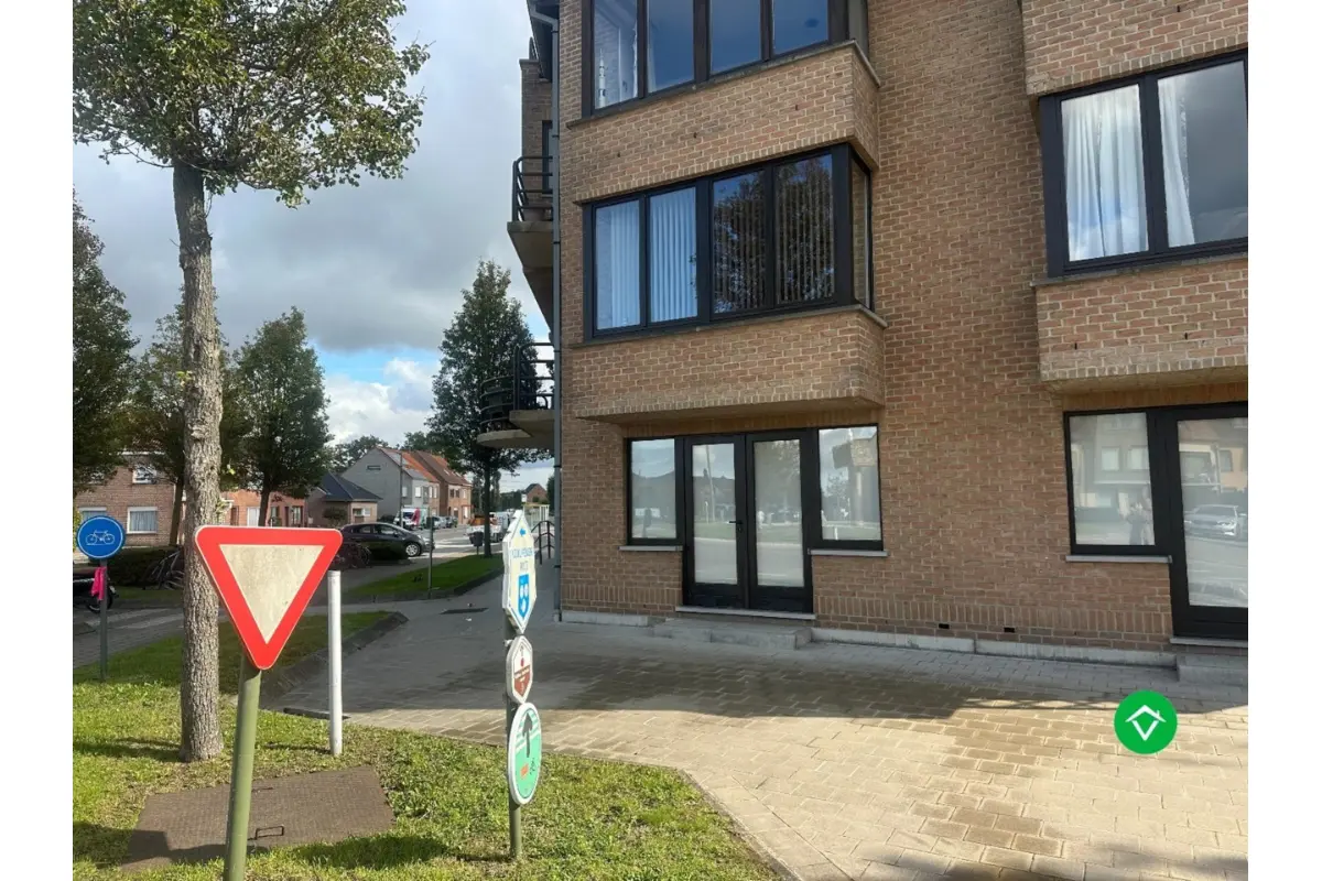 Appartement te  huur in Koekelare 8680 675.00€ 2 slaapkamers m² - Zoekertje 757813