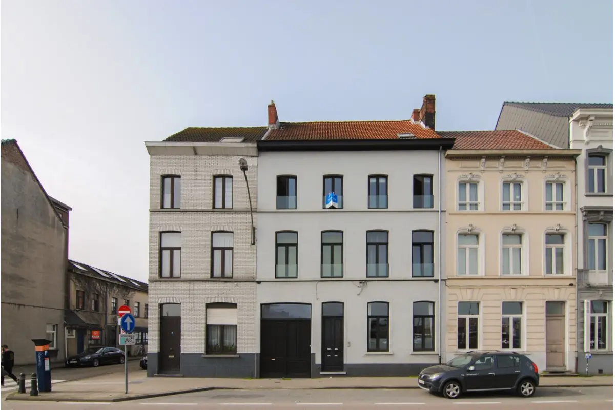 Handelszaak te  in Gent 9000 795.00€  slaapkamers m² - Zoekertje 758456
