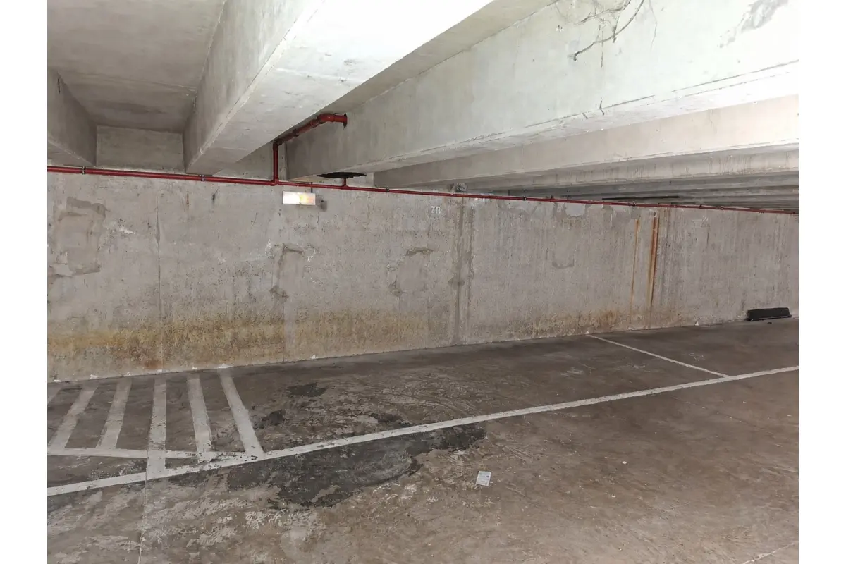 Box te  in Oostende 8400 45000.00€  slaapkamers m² - Zoekertje 759935