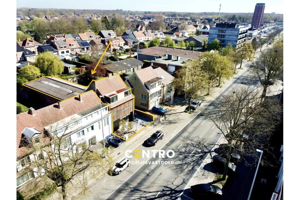 Handelszaak te  koop in Sint-Kruis 8310 0.00€ 3 slaapkamers 477.00m² - Zoekertje 759764