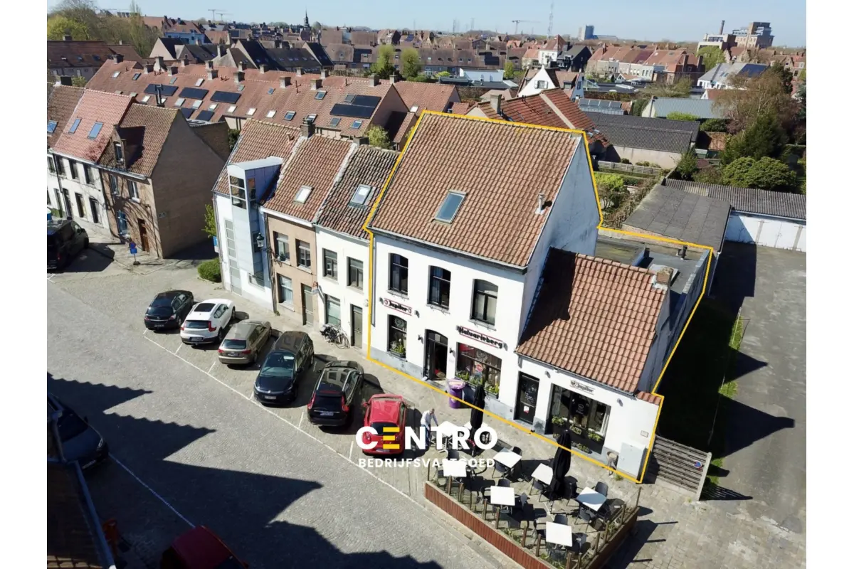 Handelszaak te  koop in Brugge 8000 0.00€ 3 slaapkamers 339.00m² - Zoekertje 759768
