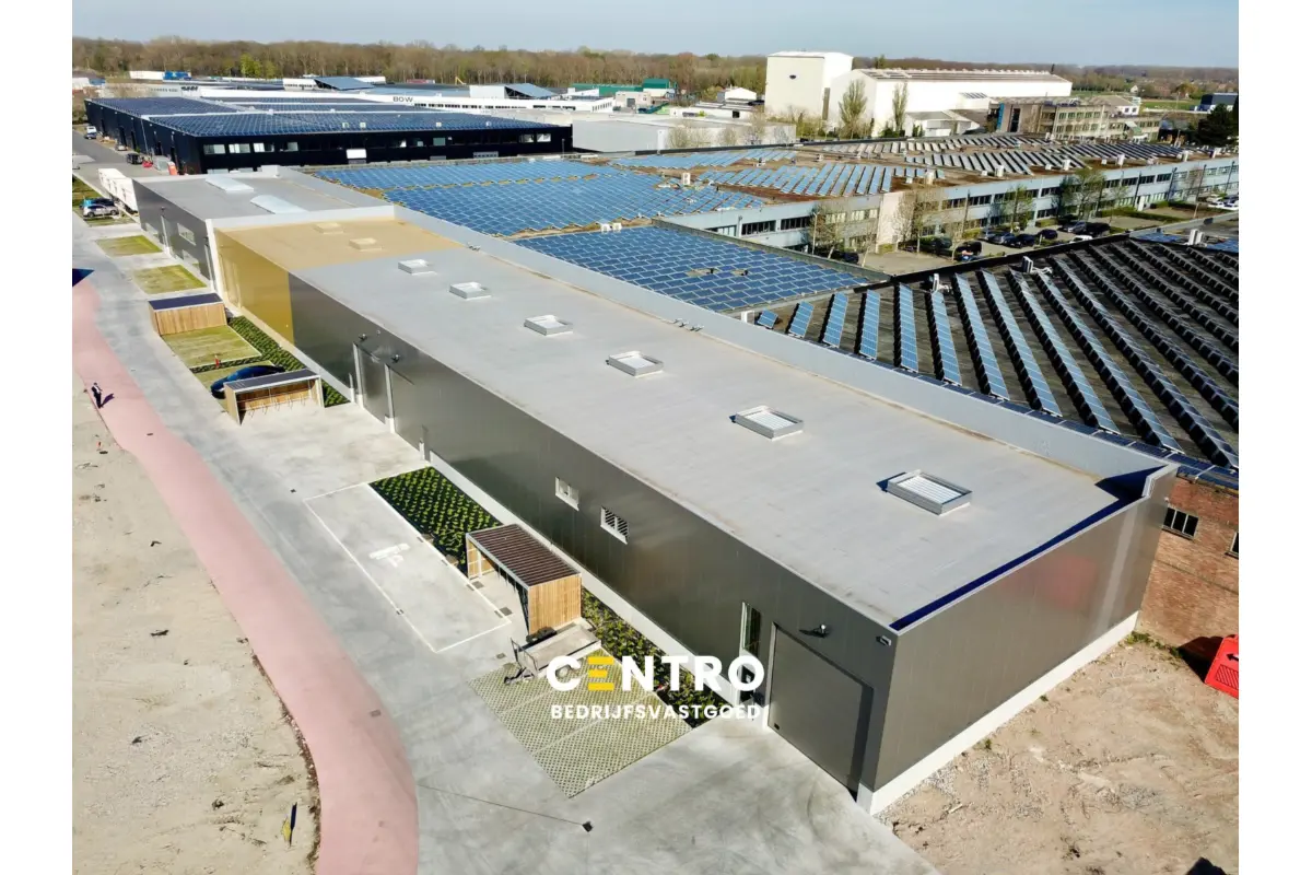 Handelszaak te  koop in Brugge 8000 548700.00€  slaapkamers 359.90m² - Zoekertje 759762