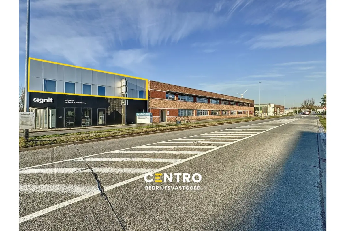 Handelszaak te  huur in Brugge 8000 1285.00€  slaapkamers 217.00m² - Zoekertje 759794
