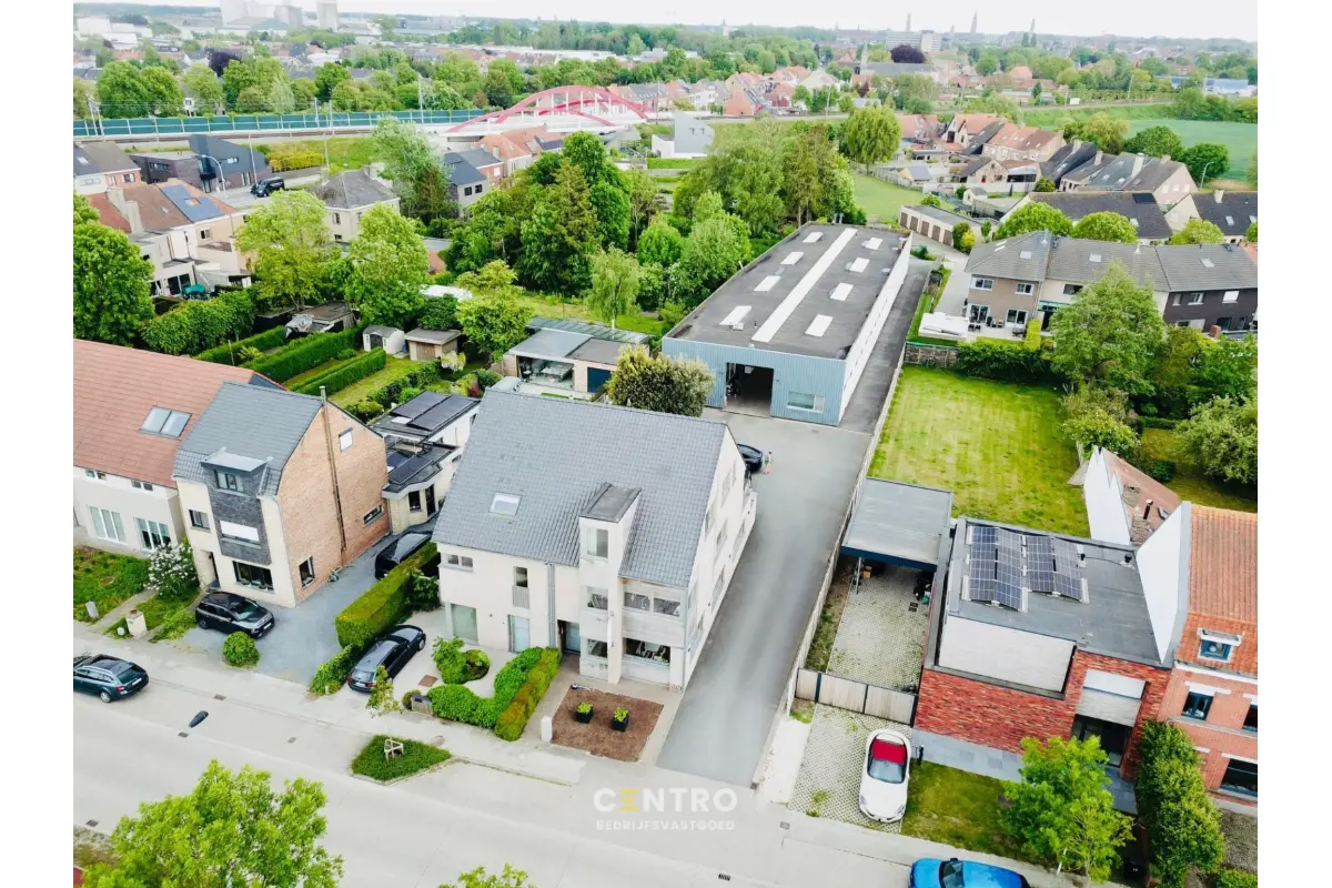 Handelszaak te  koop in Brugge 8000 0.00€ 3 slaapkamers 1049.00m² - Zoekertje 760946