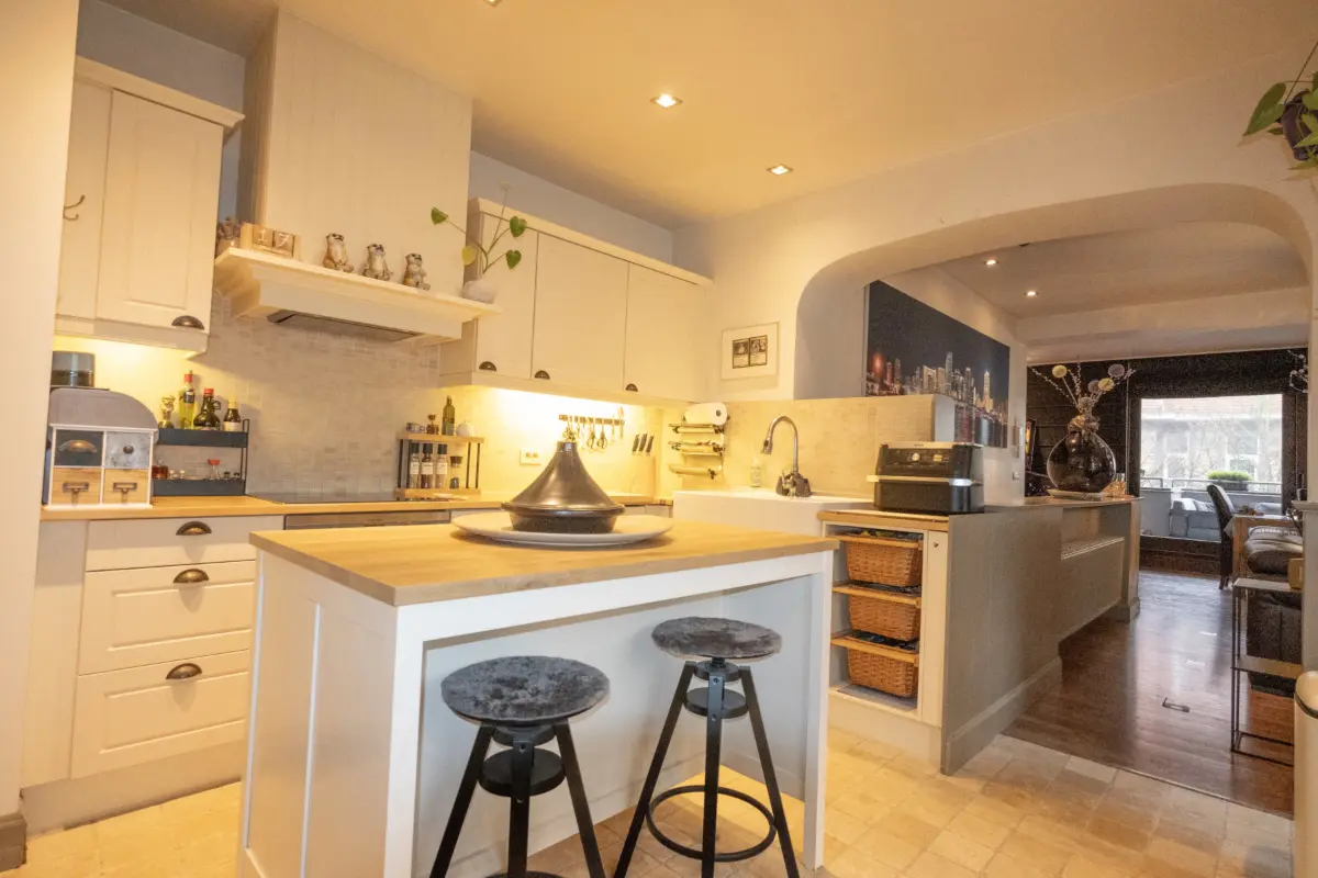 Appartement te  koop in Oostende 8400 275000.00€ 2 slaapkamers 117.00m² - Zoekertje 761169