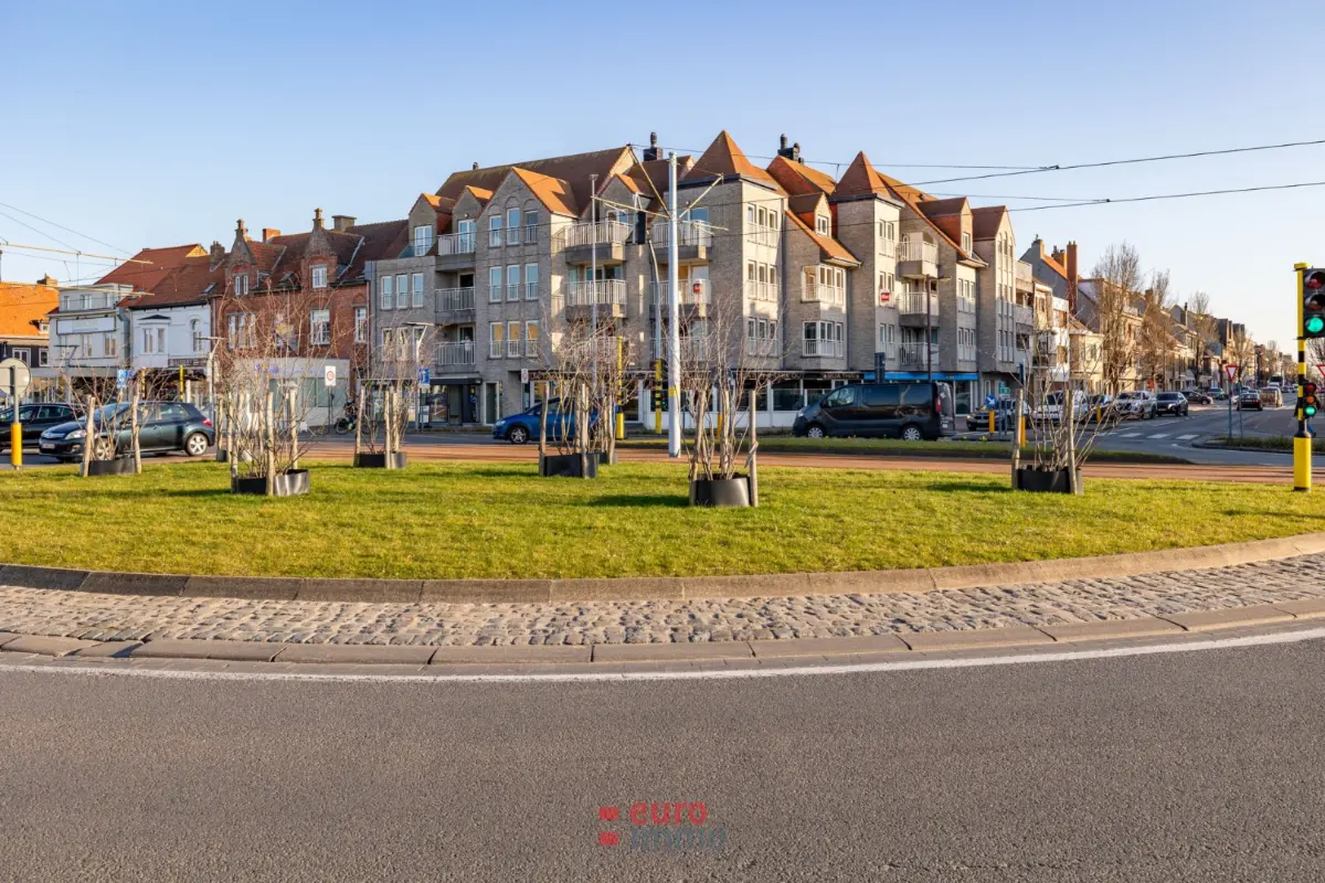 Appartement te  koop in Nieuwpoort 8620 375000.00€ 2 slaapkamers 90.00m² - Zoekertje 761905