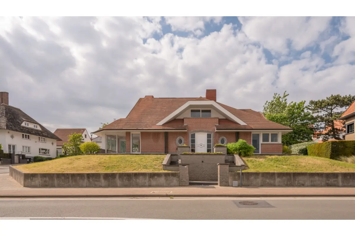 Huis te  koop in Knokke 8300 2245000.00€ 2 slaapkamers 676.00m² - Zoekertje 762571