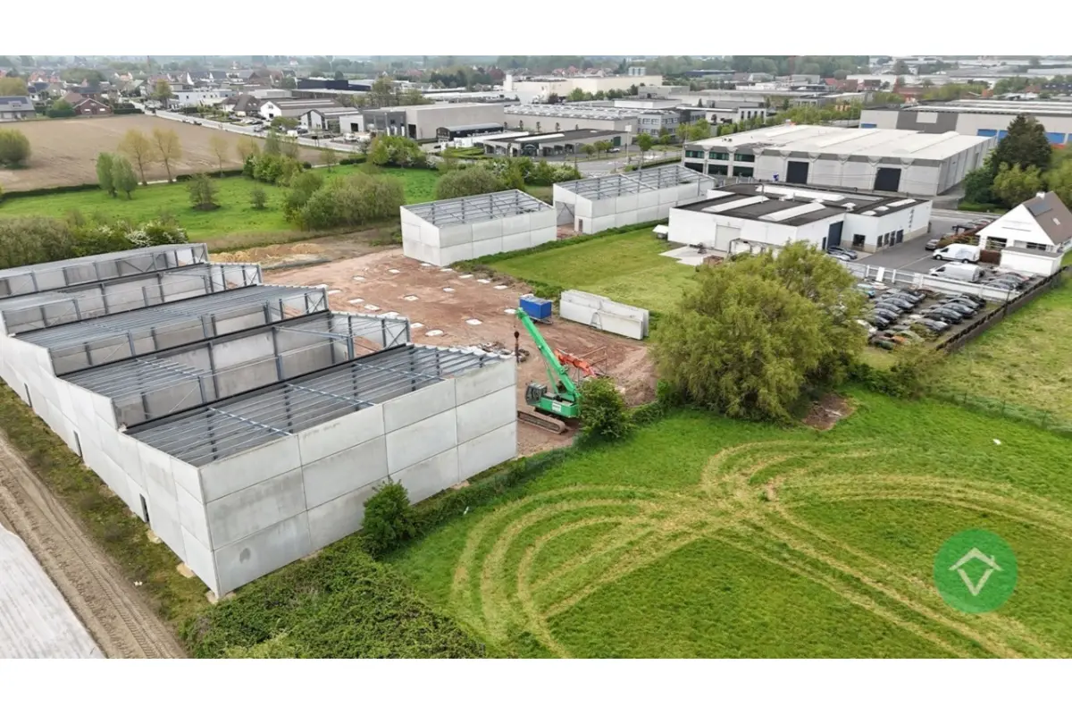 Handelszaak te  koop in Roeselare 8800 0.00€  slaapkamers m² - Zoekertje 762514