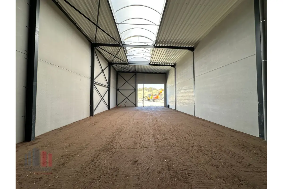 Handelszaak te  koop in Anzegem 8570 283000.00€  slaapkamers 180.00m² - Zoekertje 763958