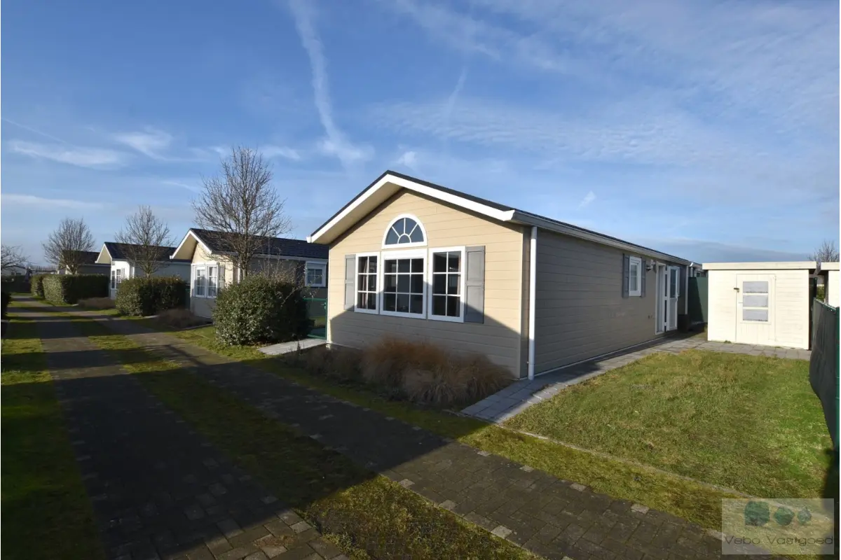 Huis te  koop in Bredene 8450 119000.00€ 2 slaapkamers 53.00m² - Zoekertje 765119