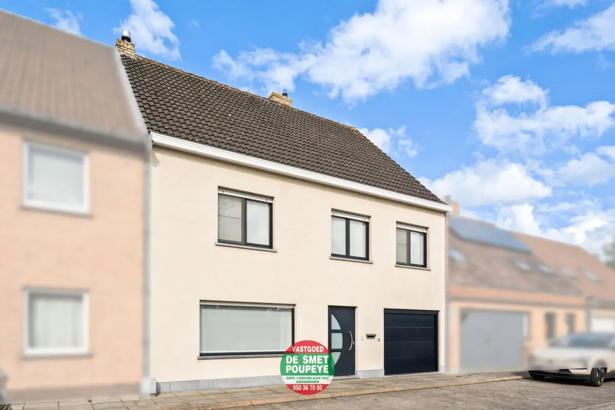 Huis te  koop in Assebroek 8310 465000.00€ 3 slaapkamers 221.00m² - Zoekertje 764568
