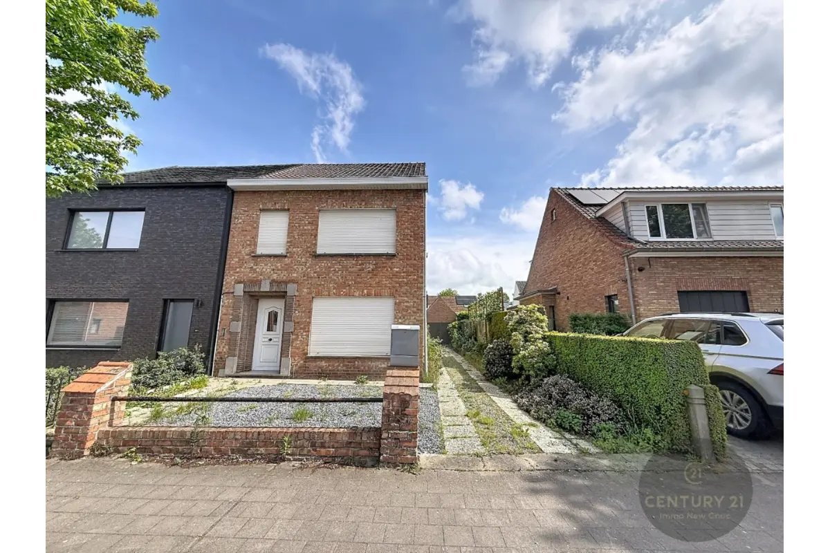 Huis te  koop in Sint-Andries 8200 350000.00€ 4 slaapkamers 128.00m² - Zoekertje 766372