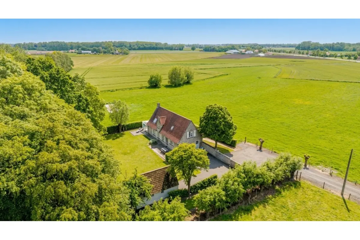 Huis te  koop in Koekelare 8680 749000.00€ 3 slaapkamers 194.00m² - Zoekertje 766385