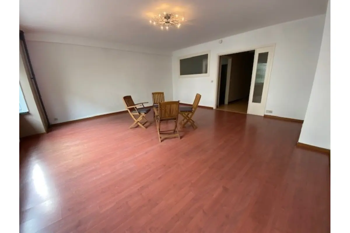 Appartement te  huur in Oostende 8400 750.00€ 2 slaapkamers m² - Zoekertje 766332