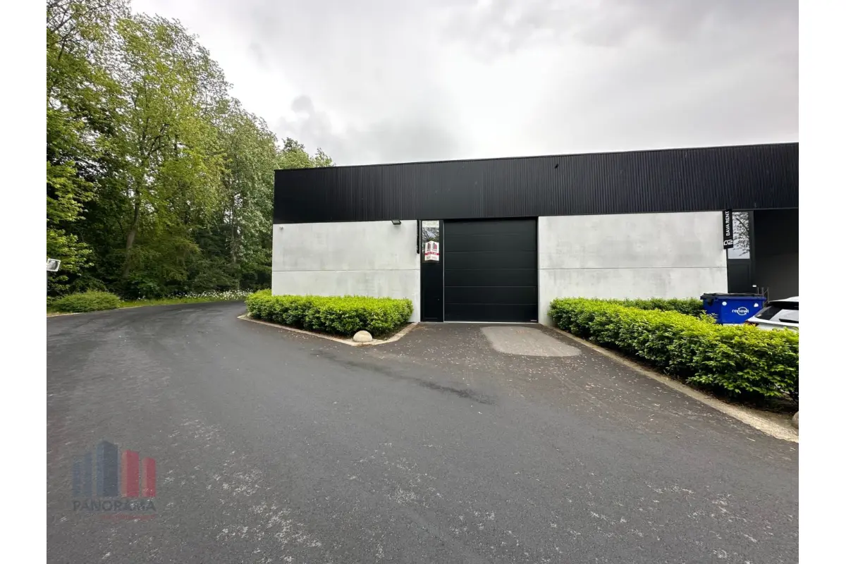 Handelszaak te  huur in Kortrijk 8500 1090.00€  slaapkamers 230.00m² - Zoekertje 766318