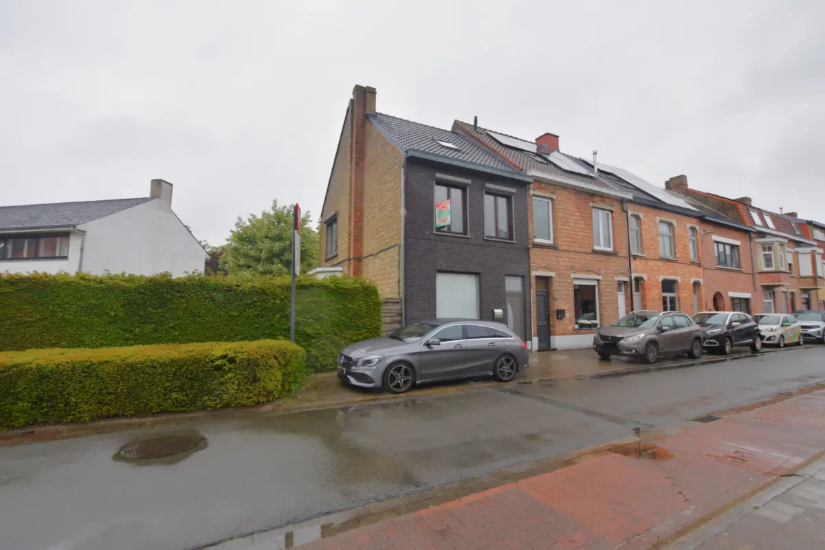 Huis te  huur in Sint-Kruis 8310 1100.00€ 2 slaapkamers 166.00m² - Zoekertje 766910