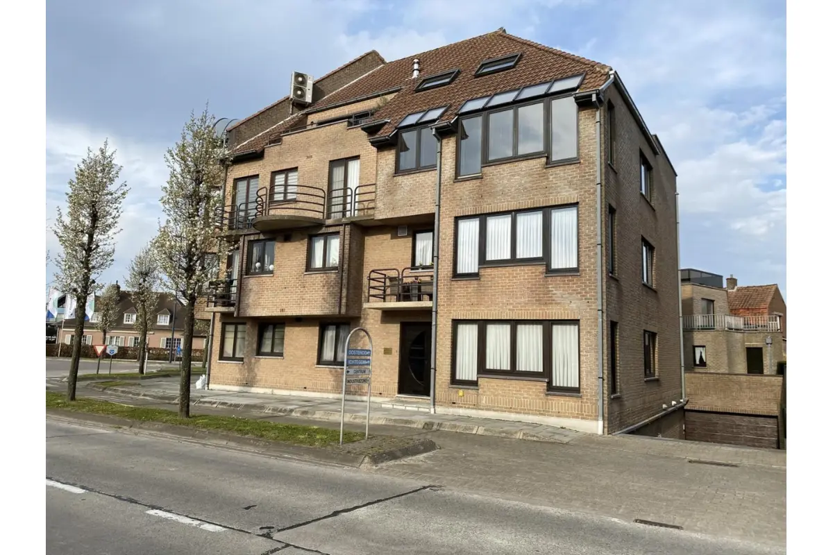 Appartement te  huur in Koekelare 8680 645.00€ 2 slaapkamers m² - Zoekertje 768004