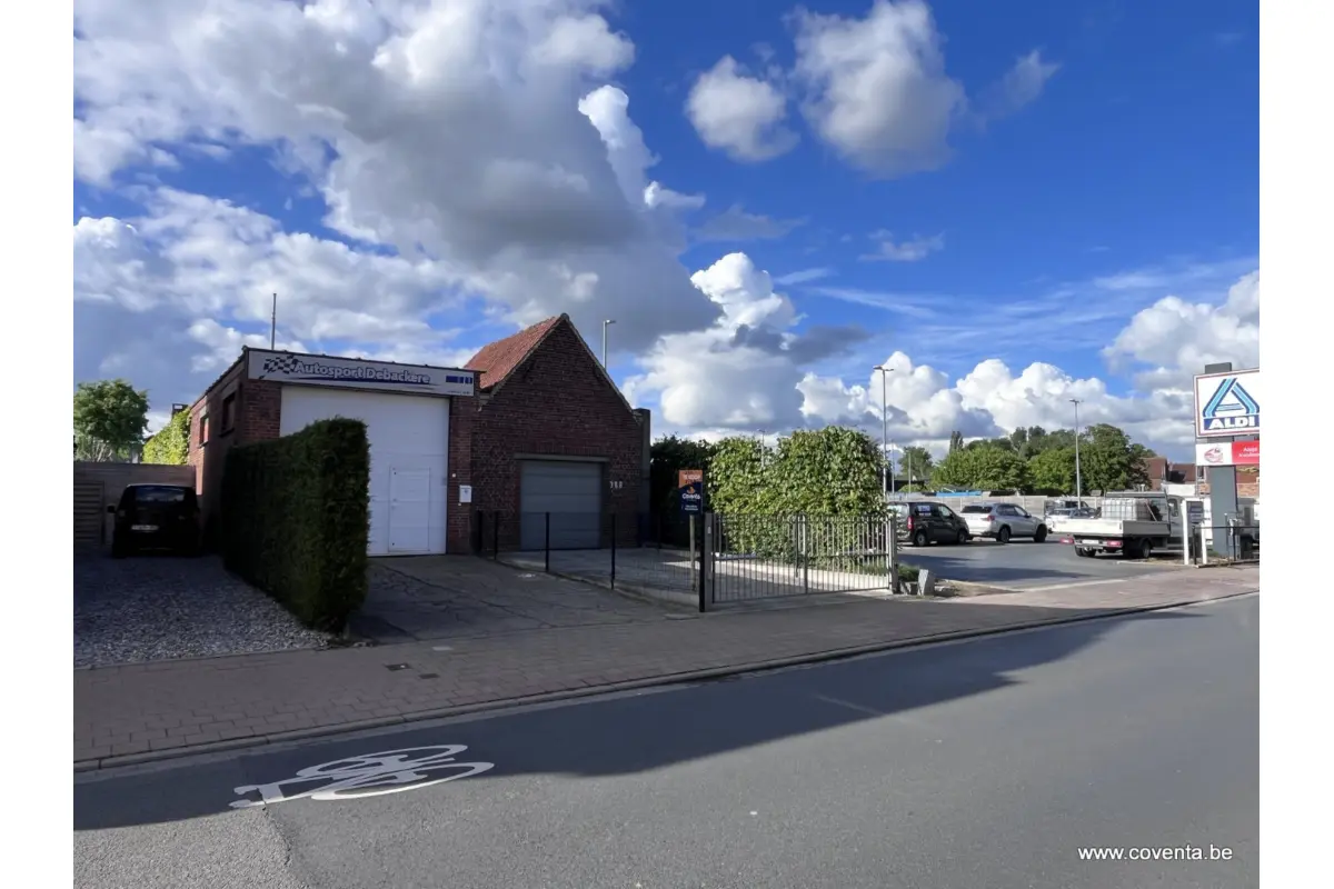 Handelszaak te  in Wervik 8940 323000.00€  slaapkamers 374.00m² - Zoekertje 768378