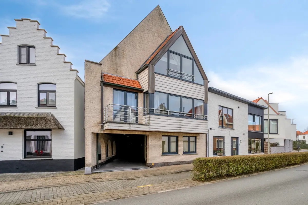 Appartement te  koop in Knokke 8300 1385000.00€ 6 slaapkamers m² - Zoekertje 768736