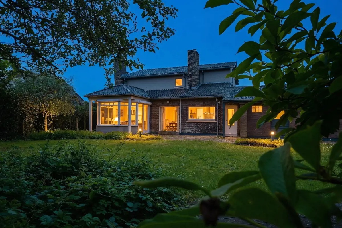 Huis te  koop in Menen 8930 550000.00€ 4 slaapkamers 300.00m² - Zoekertje 768677