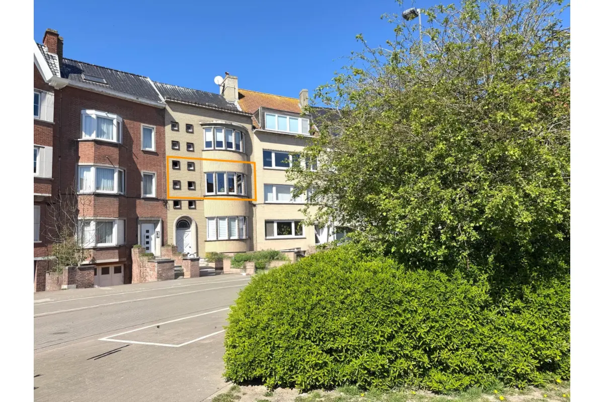 Appartement te  koop in Oostende 8400 175000.00€ 2 slaapkamers 138.00m² - Zoekertje 768729