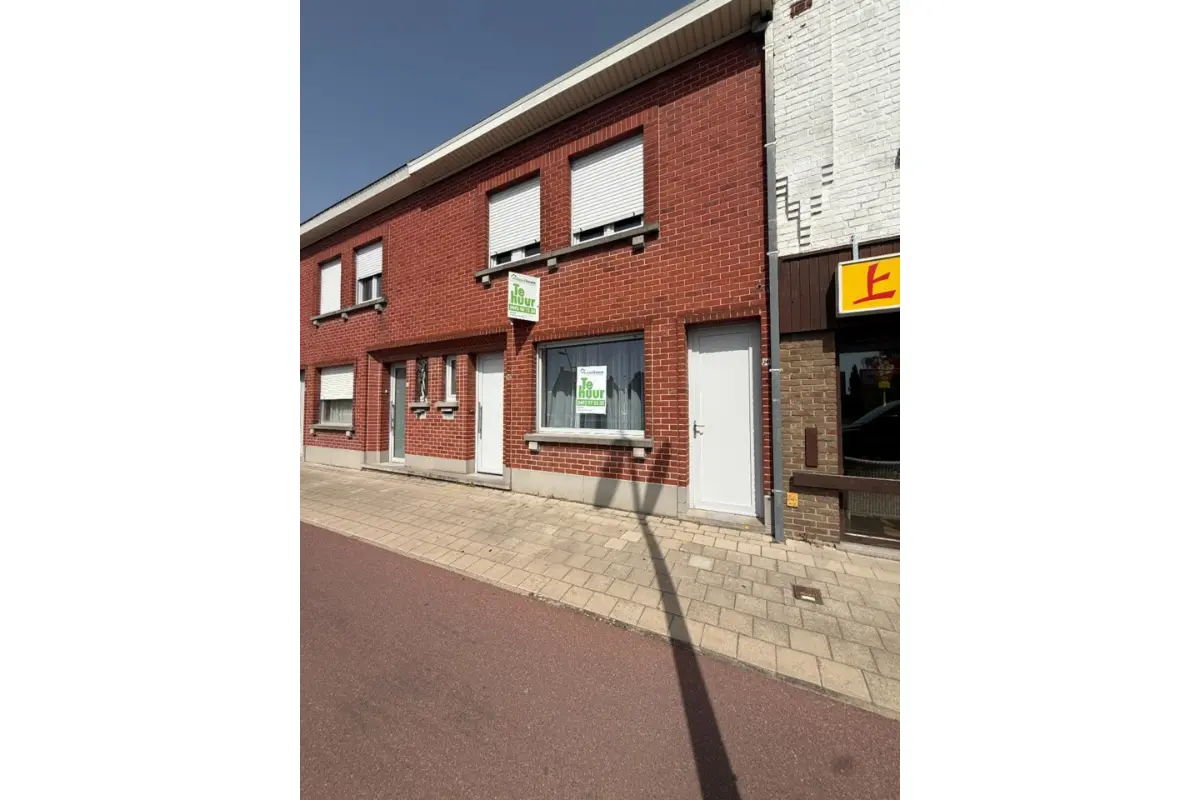 Huis te  huur in Roeselare 8800 950.00€ 3 slaapkamers m² - Zoekertje 768800