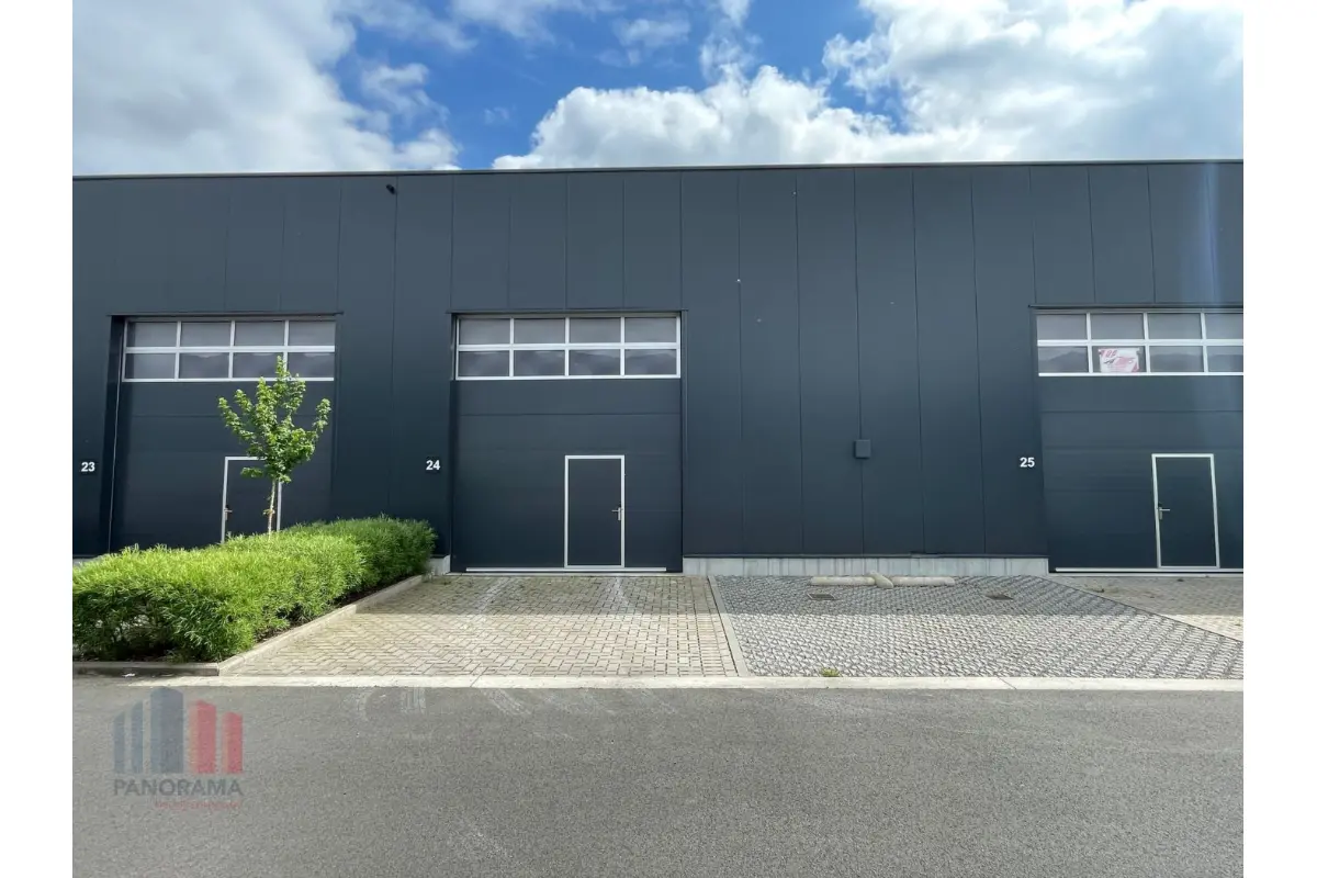 Handelszaak te  huur in Roeselare 8800 682.00€  slaapkamers 139.00m² - Zoekertje 770278