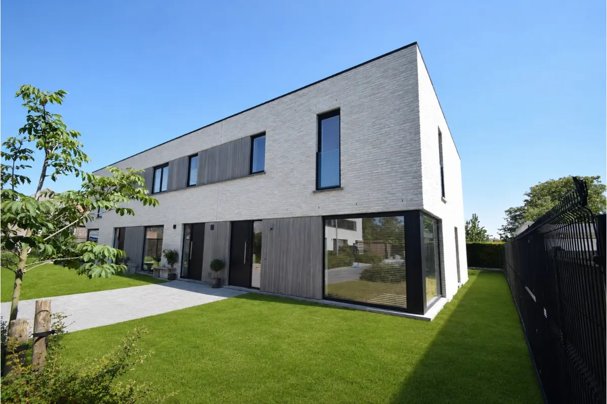 Huis te  huur in Diksmuide 8600 1100.00€ 3 slaapkamers 140.00m² - Zoekertje 770267