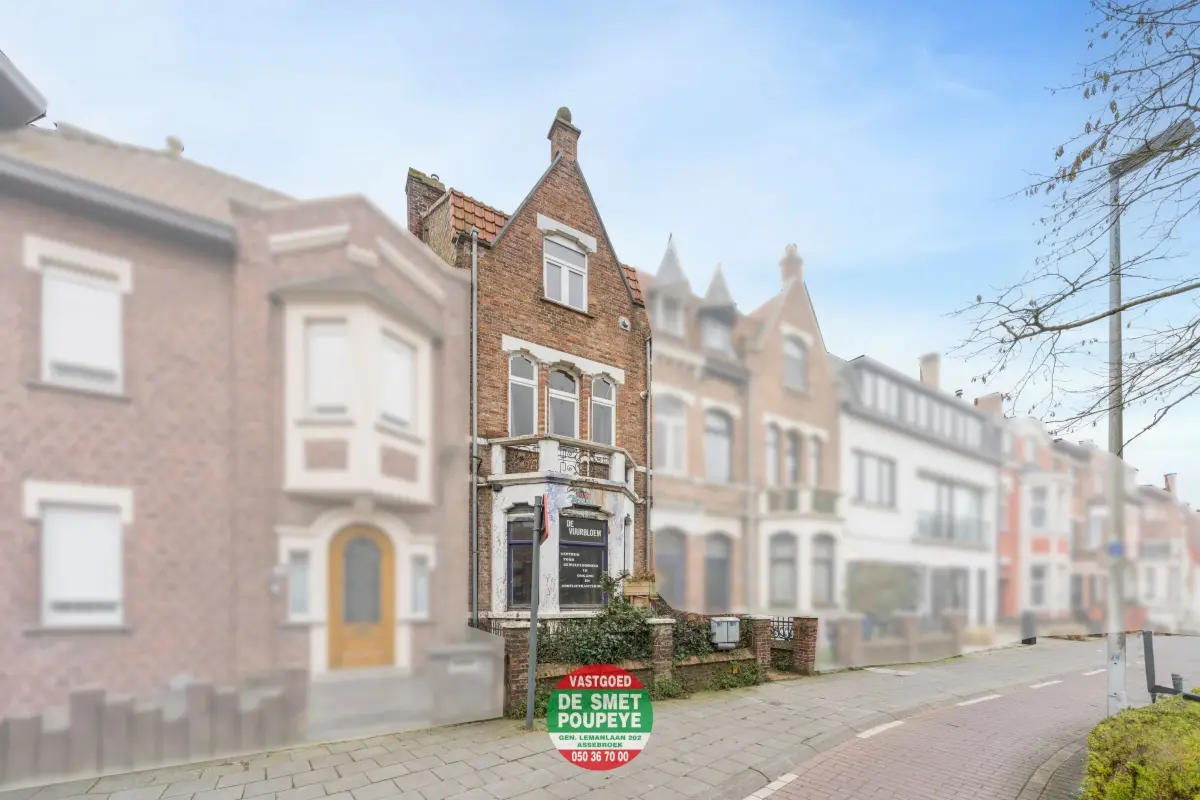 Huis te  koop in Assebroek 8310 245000.00€ 4 slaapkamers 150.00m² - Zoekertje 769402