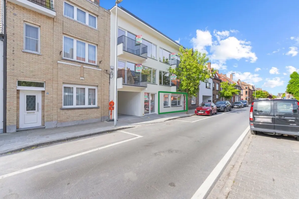 Benedenverdieping te  koop in Sint-Andries 8200 319000.00€ 2 slaapkamers 65.00m² - Zoekertje 769874