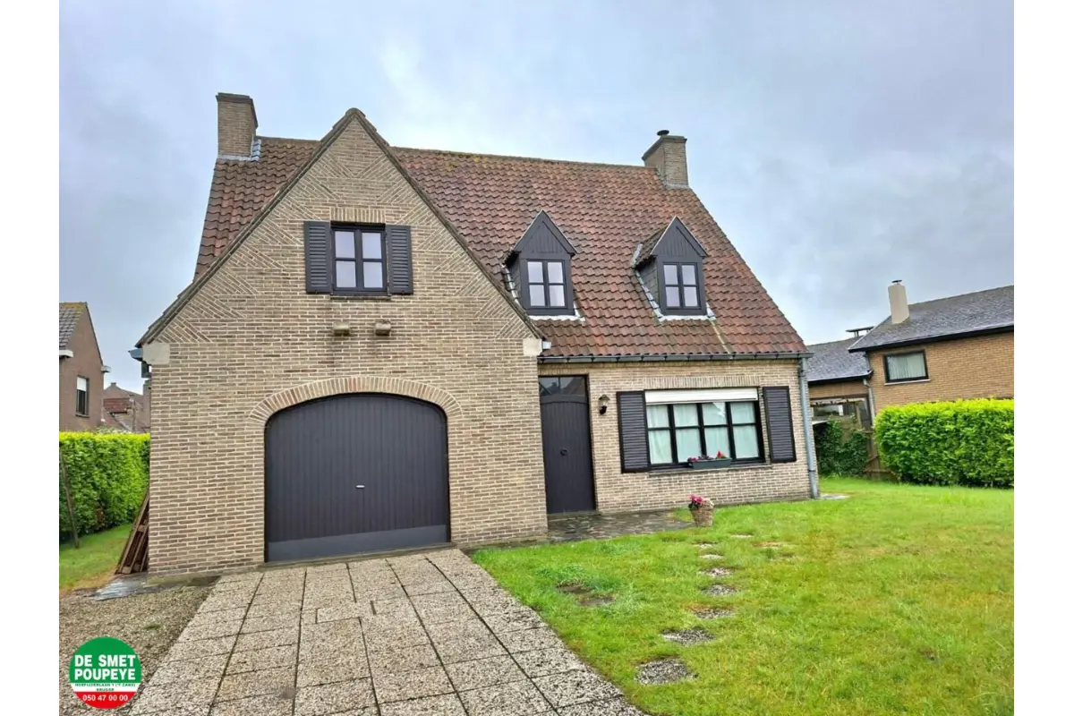 Huis te  koop in Brugge 8000 495000.00€ 3 slaapkamers 227.00m² - Zoekertje 770341
