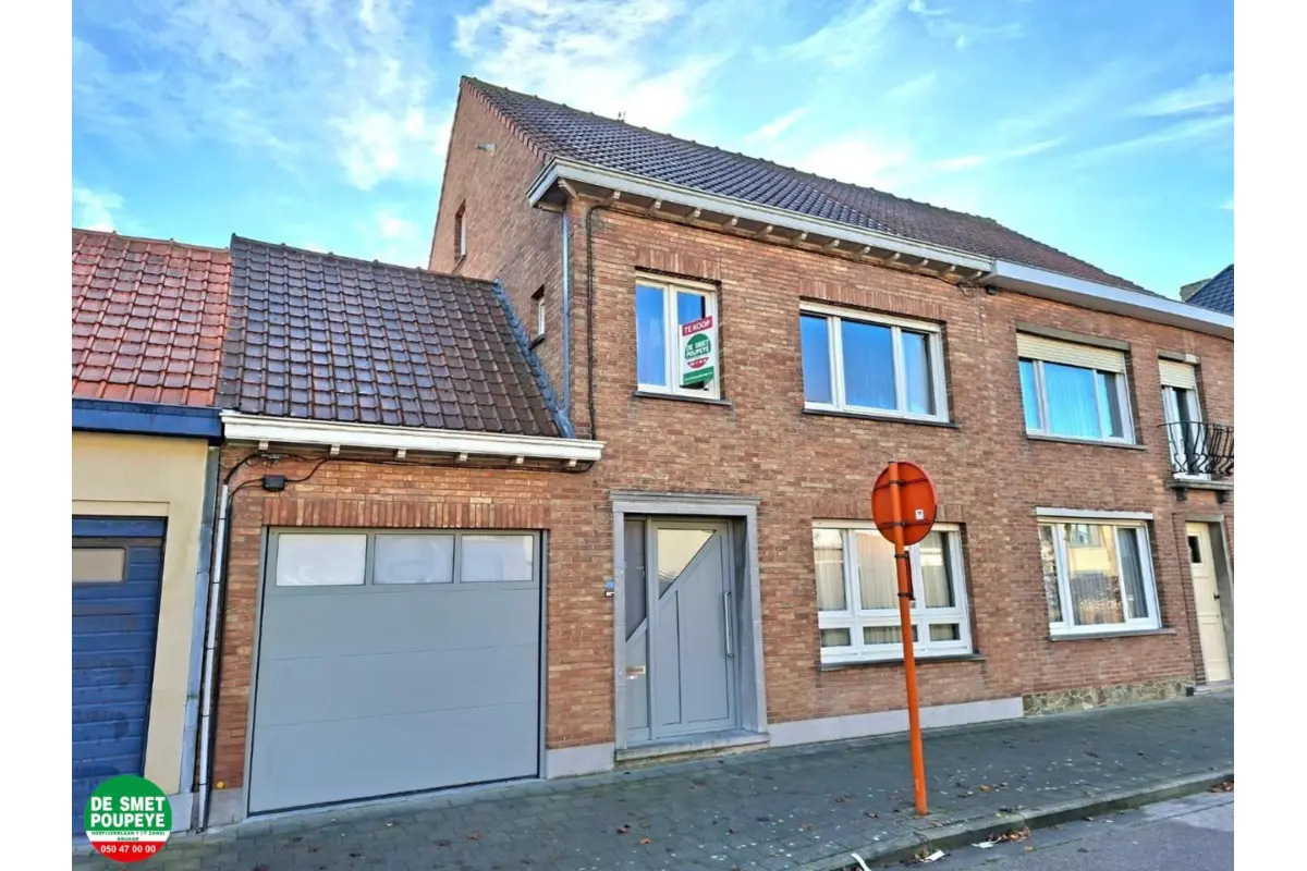 Huis te  koop in Sint-Andries 8200 340000.00€ 3 slaapkamers m² - Zoekertje 772013