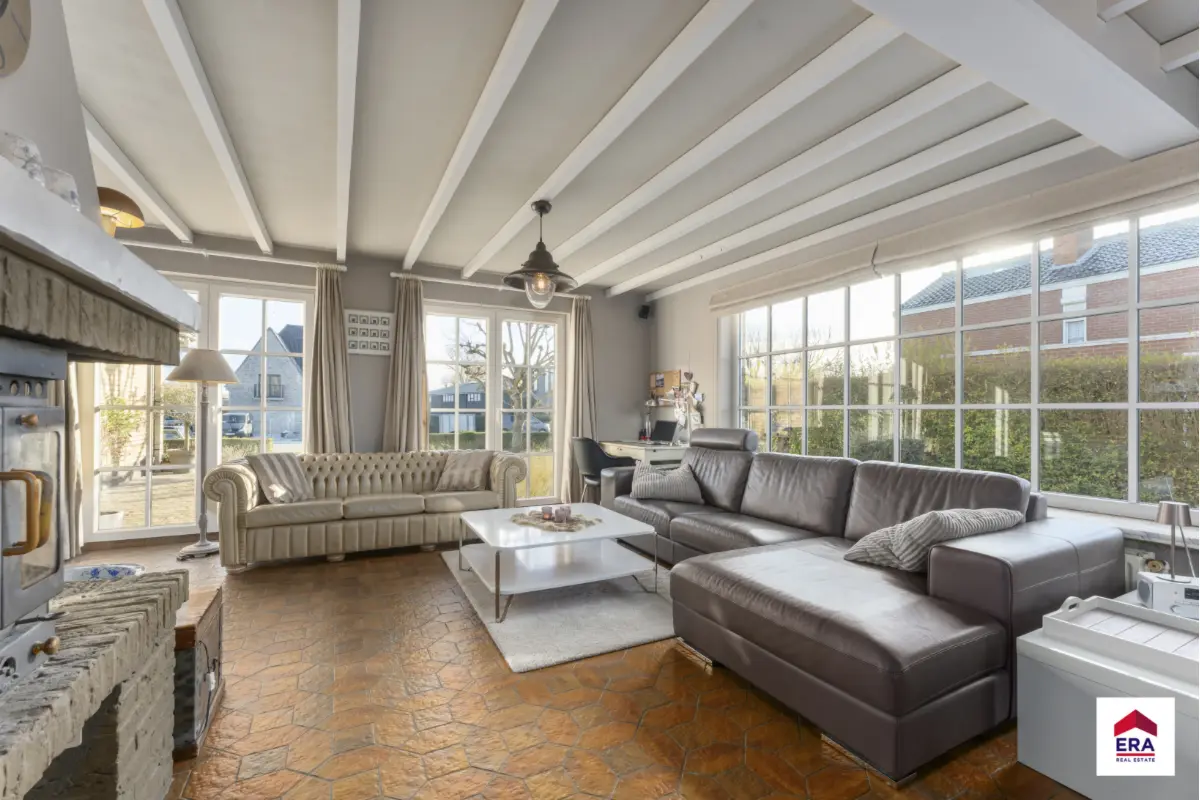 Villa te  koop in Middelkerke 8430 655000.00€ 3 slaapkamers 244.00m² - Zoekertje 772211