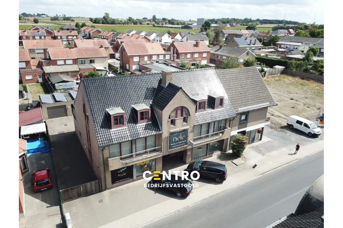 Handelszaak te  huur in Ledegem 8880 0.00€  slaapkamers 130.00m² - Zoekertje 773528