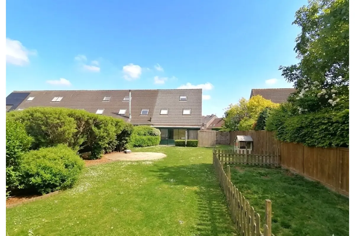 Huis te  koop in Bredene 8450 379000.00€ 3 slaapkamers m² - Zoekertje 773559
