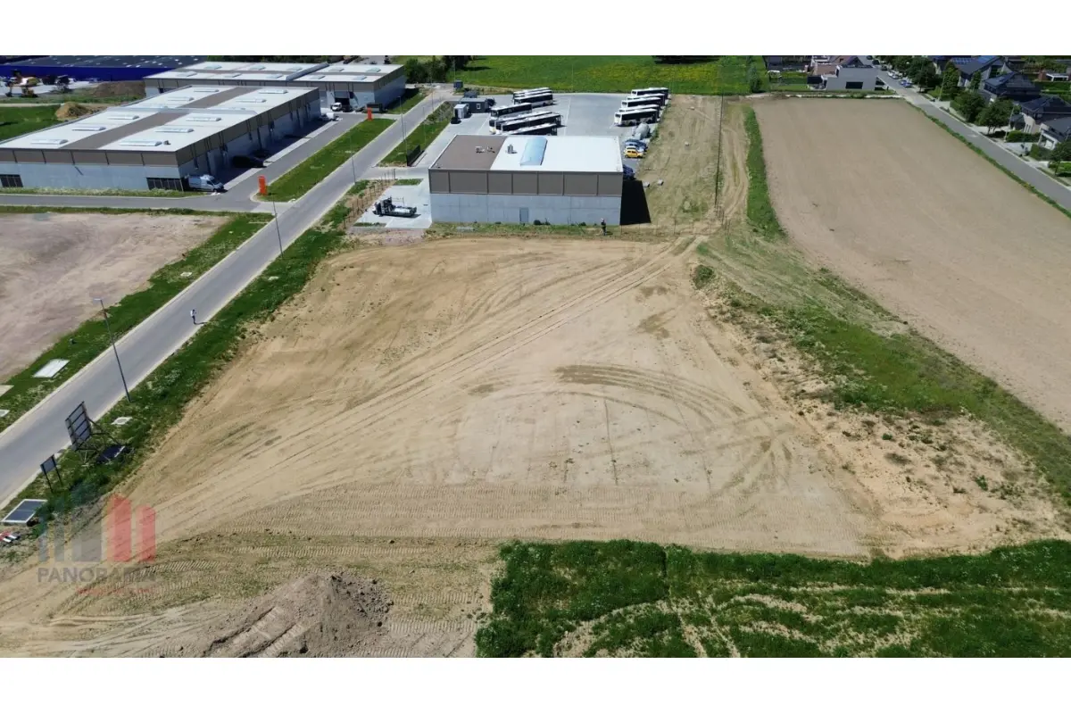 Handelszaak te  koop in Tielt 8700 1250000.00€  slaapkamers 901.00m² - Zoekertje 773459