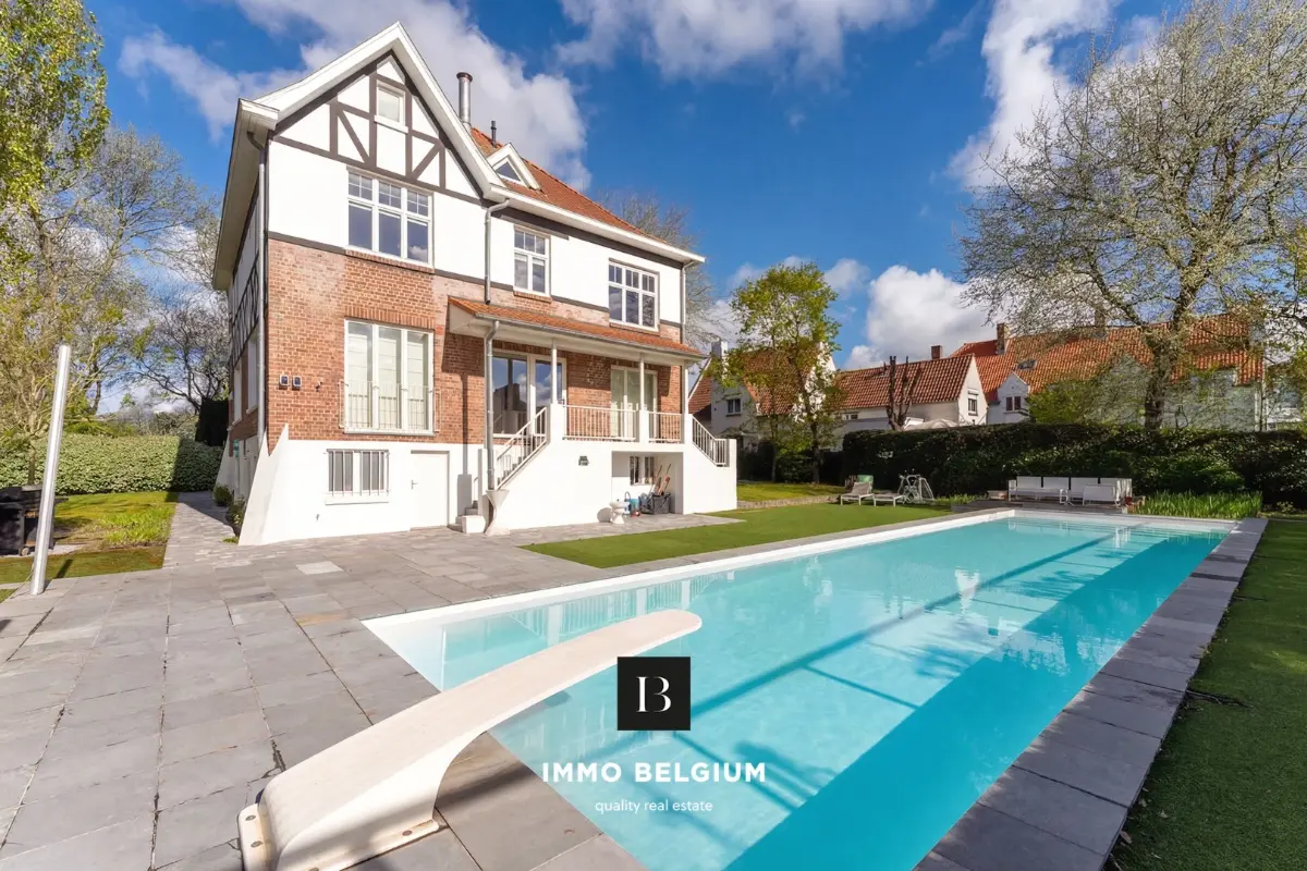 Huis te  koop in De Haan 8420 2495000.00€ 6 slaapkamers 454.00m² - Zoekertje 773774