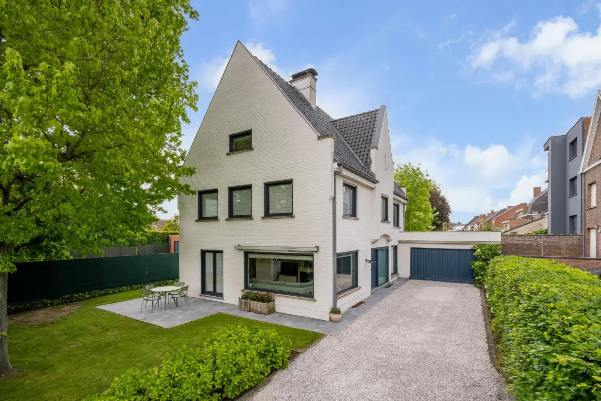 Huis te  koop in Kortrijk 8500 620000.00€ 5 slaapkamers 251.00m² - Zoekertje 773967