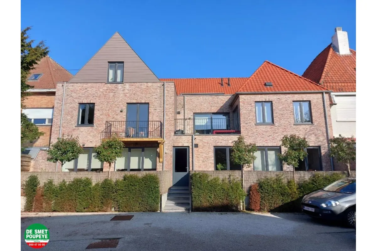 Appartement te  huur in Assebroek 8310 995.00€ 2 slaapkamers m² - Zoekertje 774730