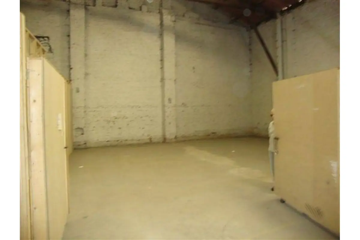 Handelszaak te  huur in Heule 8501 400.00€  slaapkamers m² - Zoekertje 775112