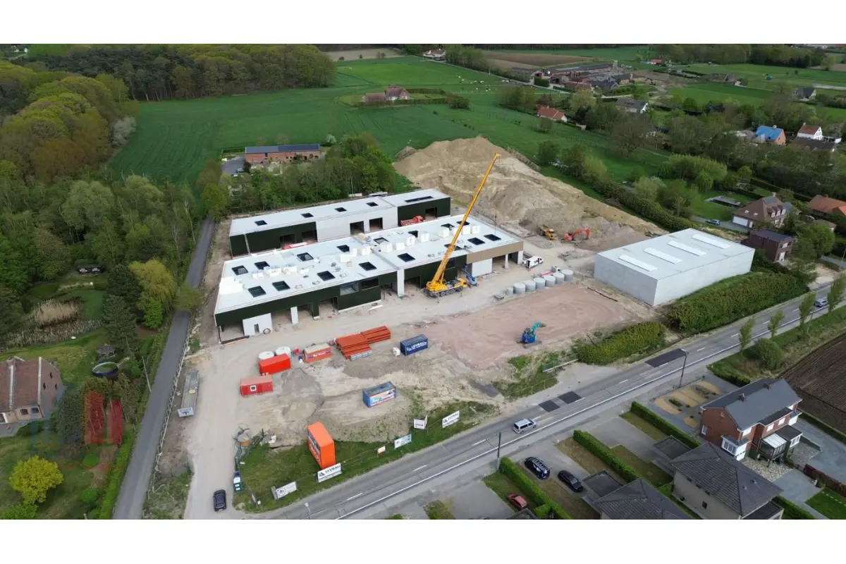 Handelszaak te  koop in Anzegem 8570 488500.00€  slaapkamers 360.00m² - Zoekertje 775172