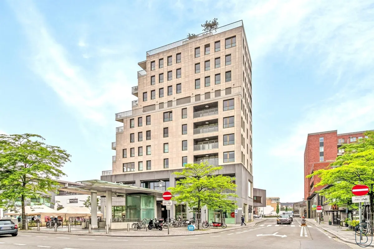 Appartement te  koop in Kortrijk 8500 325000.00€ 2 slaapkamers 110.00m² - Zoekertje 775738