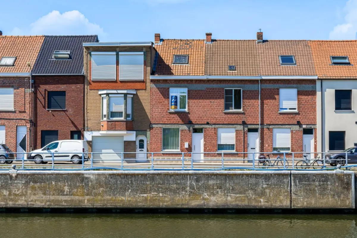 Huis te  koop in Menen 8930 125000.00€ 2 slaapkamers 114.00m² - Zoekertje 776014