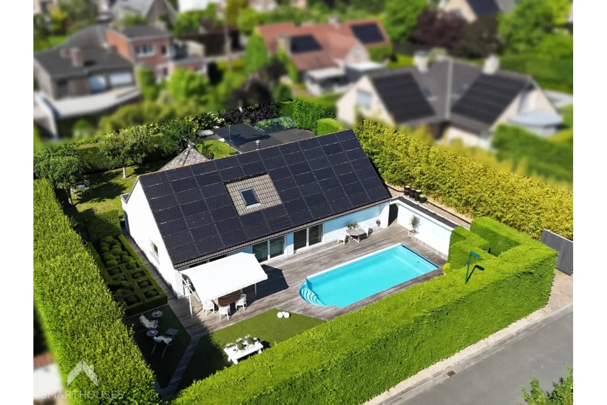 Huis te  koop in Roeselare 8800 775000.00€ 3 slaapkamers 208.00m² - Zoekertje 776923