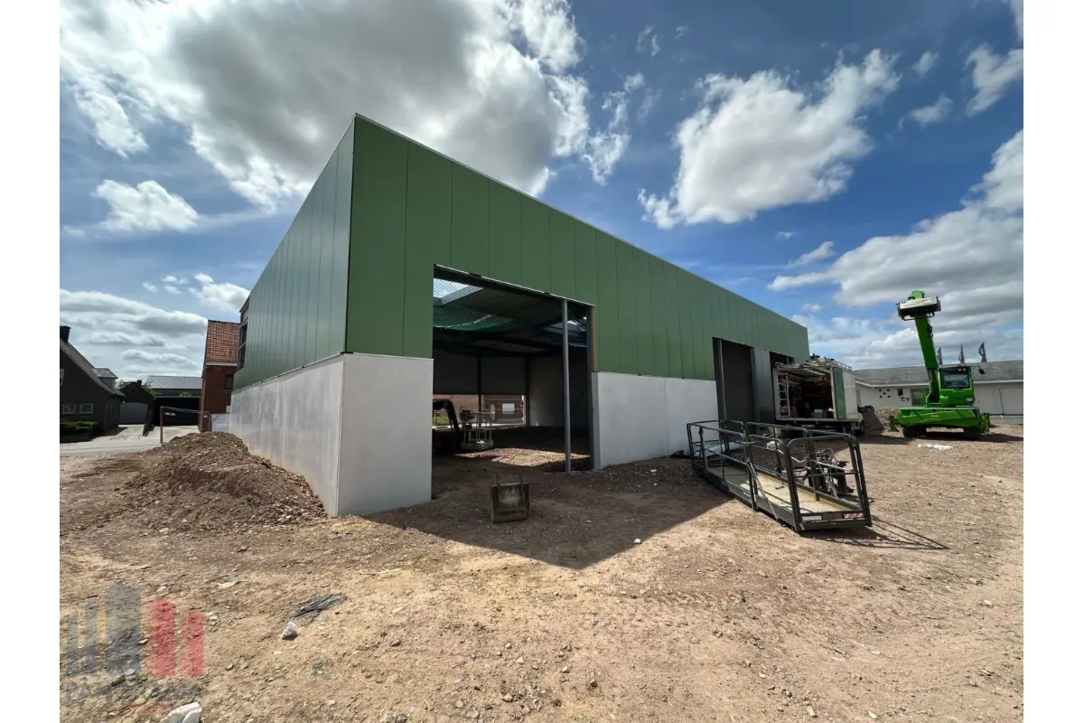 Handelszaak te  koop in Ledegem 8880 312500.00€  slaapkamers 218.00m² - Zoekertje 777663
