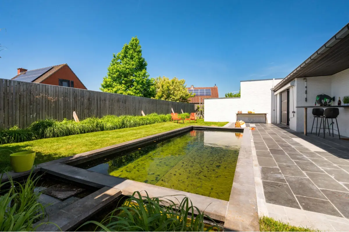 Villa te  koop in Hulste 8531 695000.00€ 4 slaapkamers 328.00m² - Zoekertje 776817