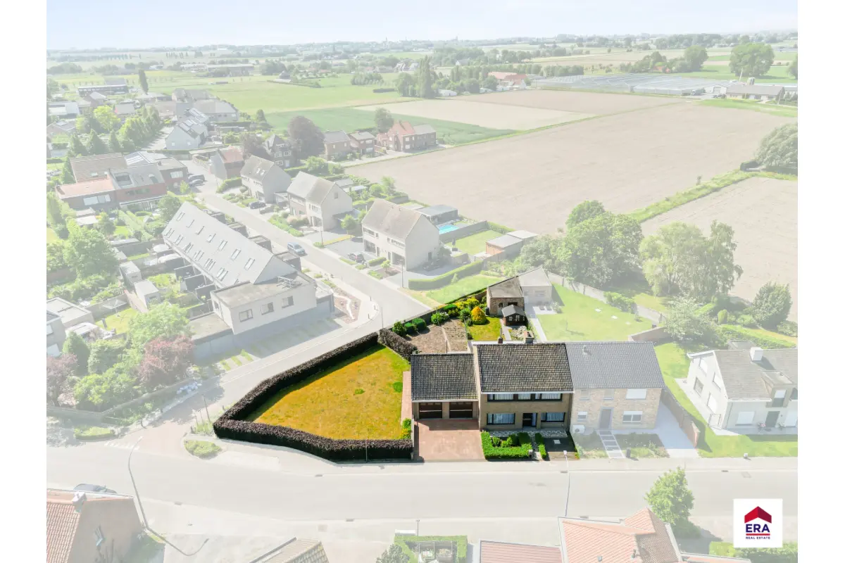 Huis te  koop in Schuiferskapelle 8700 345000.00€ 3 slaapkamers 196.00m² - Zoekertje 776761