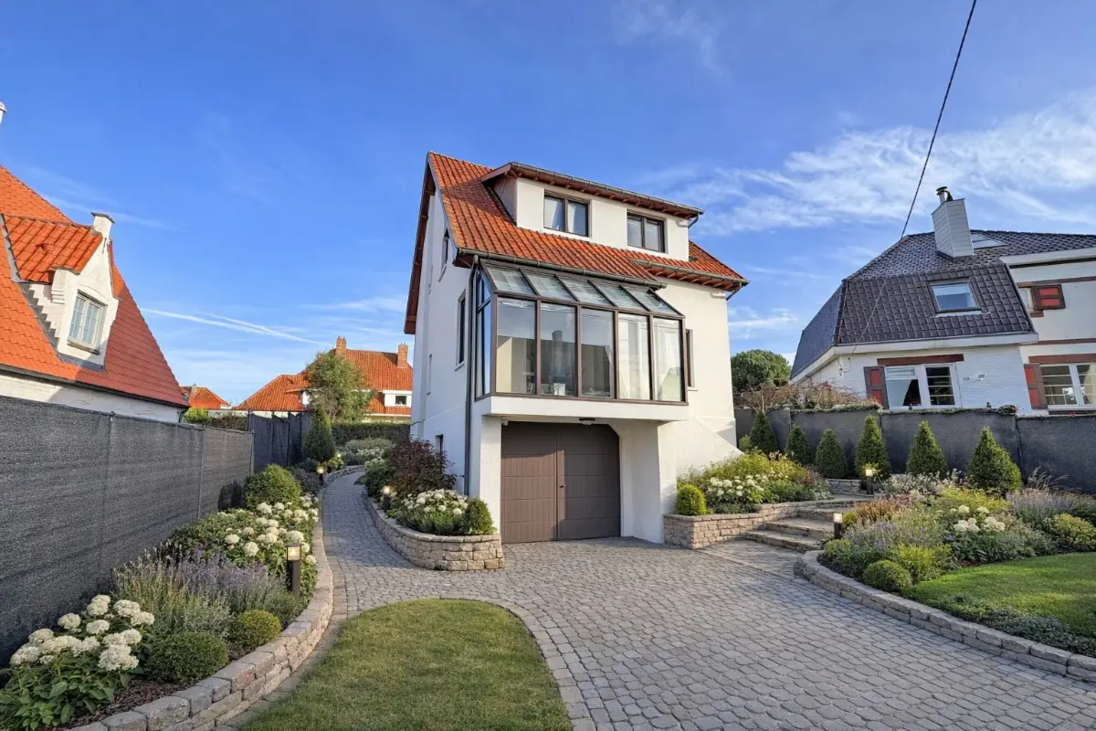 Huis te  koop in Koksijde 8670 560000.00€ 3 slaapkamers m² - Zoekertje 778639