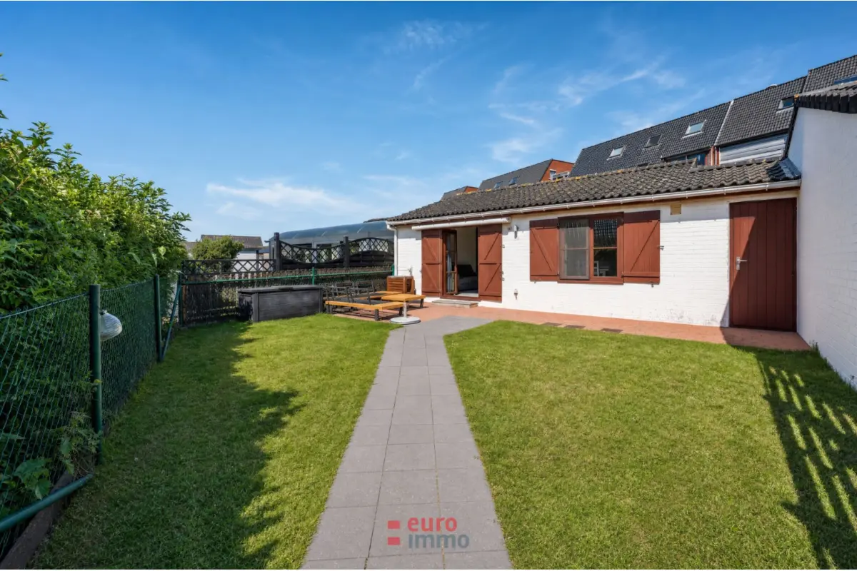Bungalow te  koop in Nieuwpoort 8620 235000.00€ 2 slaapkamers 53.00m² - Zoekertje 778651