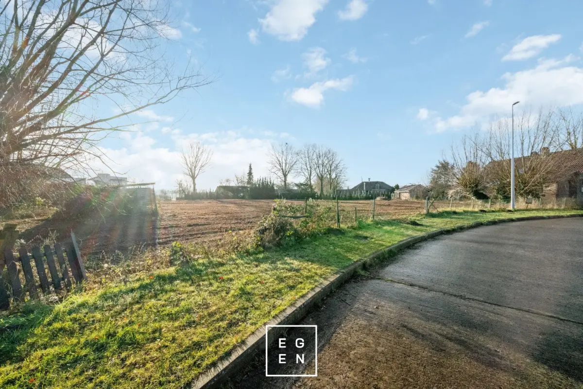 Grond te  koop in Assebroek 8310 230000.00€  slaapkamers m² - Zoekertje 778558